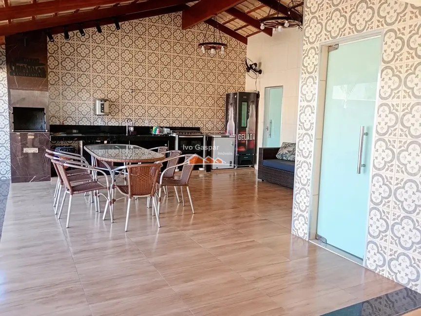 Casa com 3 quartos à venda, 250m2 em Esmeraldas - MG - imagem 8 Foto 8 de Casa com 3 quartos à venda, 250m2 em Esmeraldas - MG