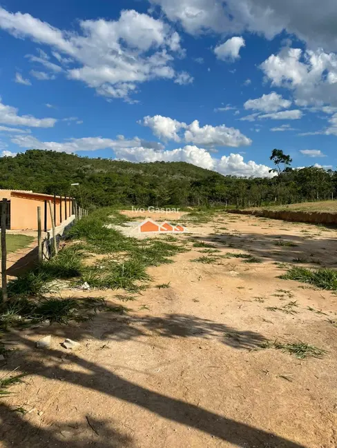 Foto 2 de Terreno / Lote à venda, 1000m2 em Esmeraldas - MG