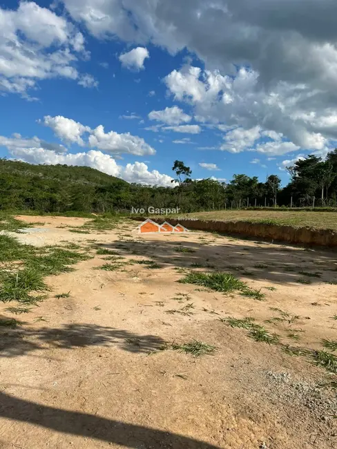 Foto 1 de Terreno / Lote à venda, 1000m2 em Esmeraldas - MG