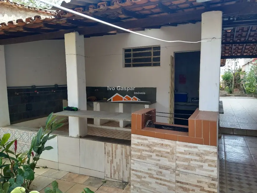 Foto 1 de Casa com 4 quartos à venda, 1000m2 em Esmeraldas - MG