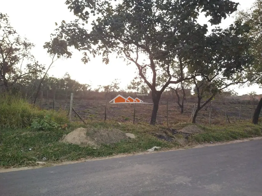 Foto 3 de Terreno / Lote à venda, 360m2 em Esmeraldas - MG