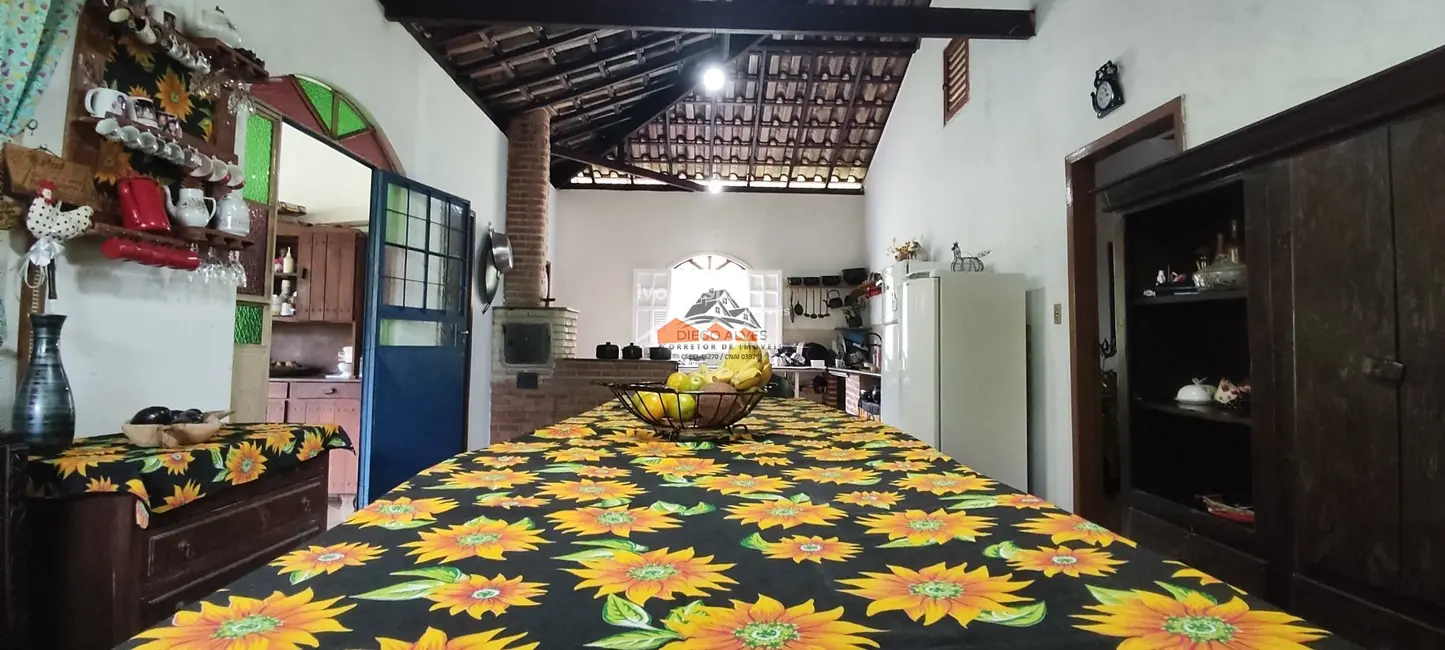 Chácara com 4 quartos à venda, 300m2 em Esmeraldas - MG - imagem 5 Foto 5 de Chácara com 4 quartos à venda, 300m2 em Esmeraldas - MG