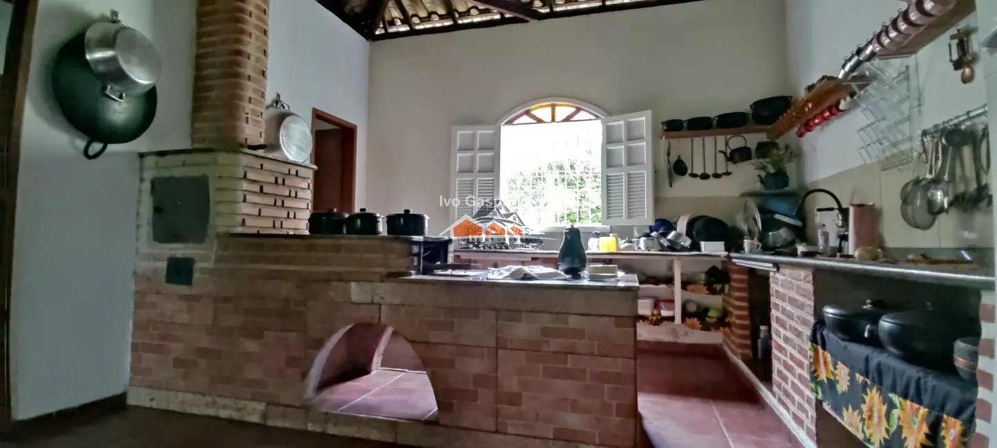 Chácara com 4 quartos à venda, 300m2 em Esmeraldas - MG - imagem 3 Foto 3 de Chácara com 4 quartos à venda, 300m2 em Esmeraldas - MG