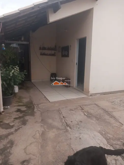 Foto 1 de Casa com 3 quartos à venda, 160m2 em Esmeraldas - MG