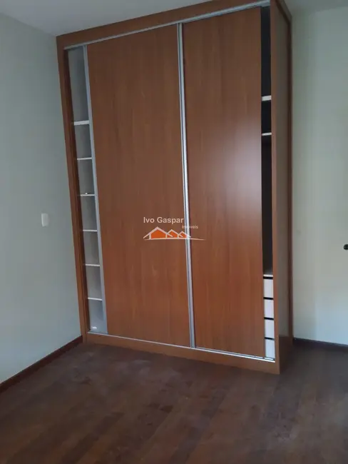 Foto 5 de Casa com 4 quartos à venda, 400m2 em Esmeraldas - MG