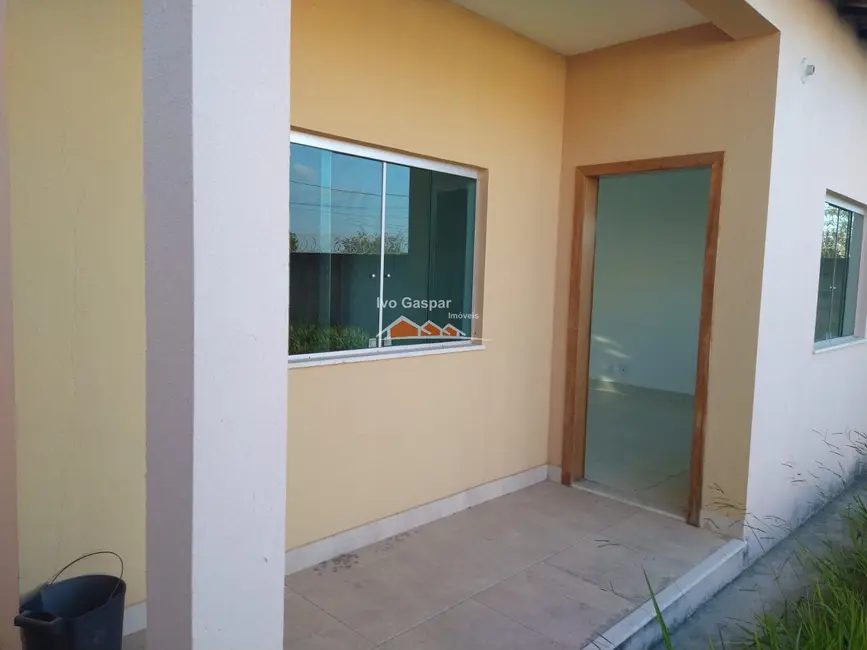 Foto 1 de Casa com 2 quartos à venda, 200m2 em Esmeraldas - MG