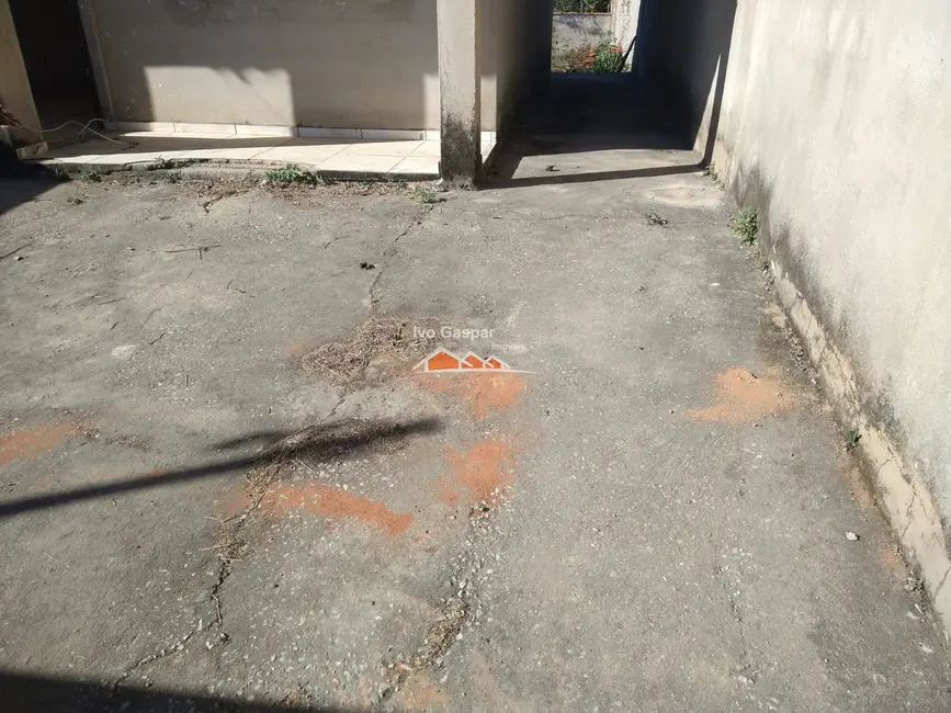 Foto 3 de Casa com 2 quartos à venda, 80m2 em Esmeraldas - MG