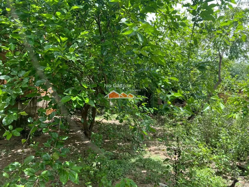 Foto 1 de Casa com 2 quartos à venda, 450m2 em Esmeraldas - MG