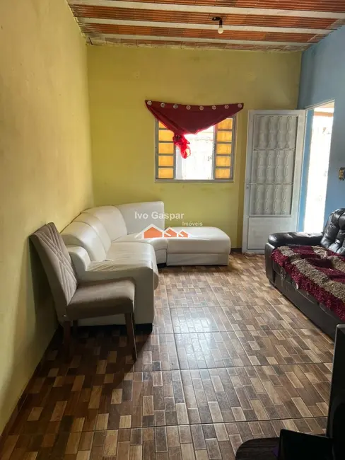 Casa com 2 quartos à venda, 450m2 em Esmeraldas - MG - imagem 8 Foto 8 de Casa com 2 quartos à venda, 450m2 em Esmeraldas - MG