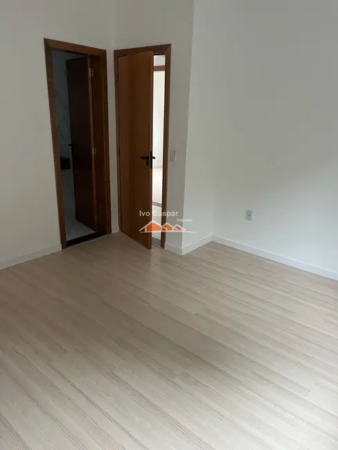 Casa com 3 quartos à venda, 360m2 em Esmeraldas - MG - imagem 3 Foto 3 de Casa com 3 quartos à venda, 360m2 em Esmeraldas - MG