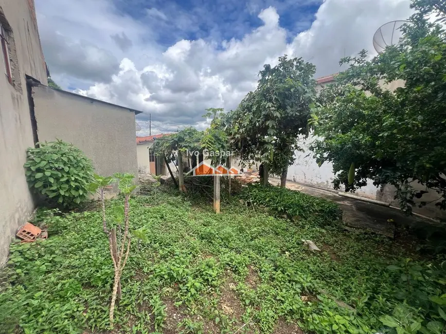 Casa com 3 quartos à venda, 250m2 em Centro, Esmeraldas - MG - imagem 6 Foto 6 de Casa com 3 quartos à venda, 250m2 em Centro, Esmeraldas - MG