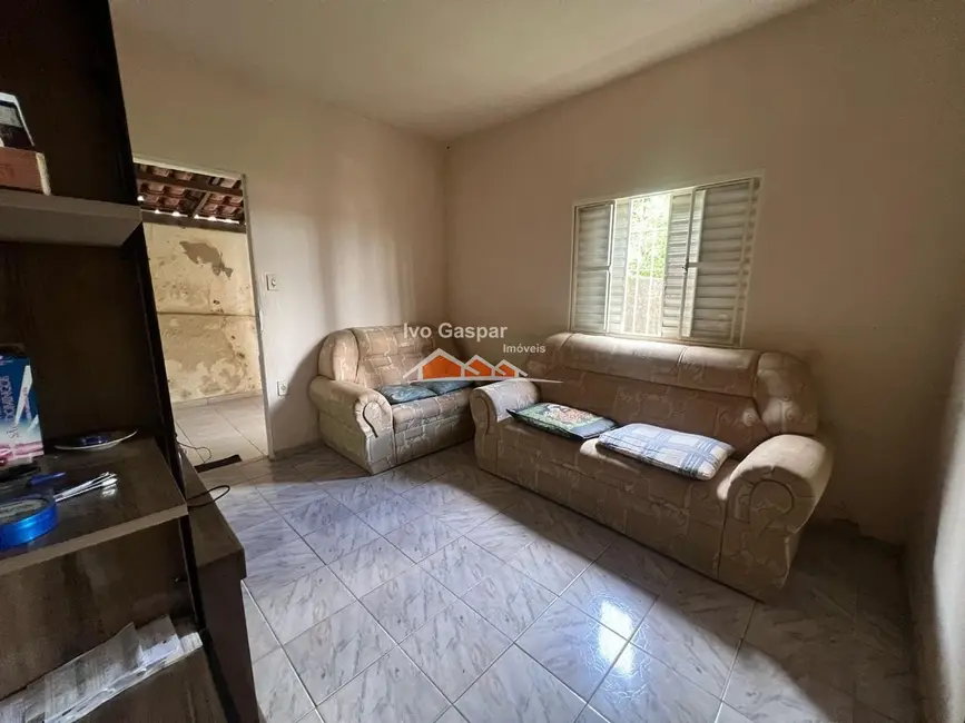 Casa com 3 quartos à venda, 250m2 em Centro, Esmeraldas - MG - imagem 8 Foto 8 de Casa com 3 quartos à venda, 250m2 em Centro, Esmeraldas - MG