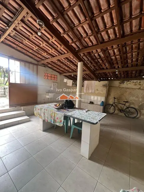 Foto 1 de Casa com 3 quartos à venda, 250m2 em Centro, Esmeraldas - MG
