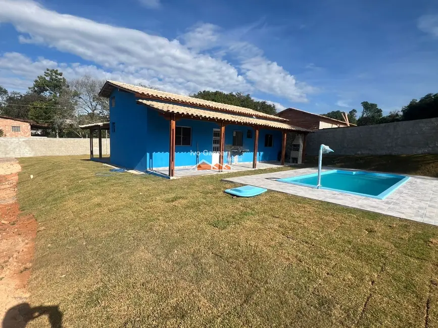 Foto 1 de Casa com 3 quartos à venda, 750m2 em Tropeiros, Esmeraldas - MG