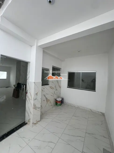 Foto 1 de Casa com 2 quartos à venda, 180m2 em Esmeraldas - MG