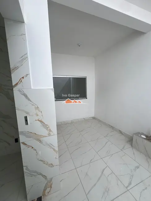 Casa com 2 quartos à venda, 180m2 em Esmeraldas - MG - imagem 3 Foto 3 de Casa com 2 quartos à venda, 180m2 em Esmeraldas - MG