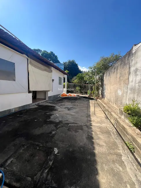 Foto 2 de Casa com 4 quartos à venda, 450m2 em Centro, Esmeraldas - MG