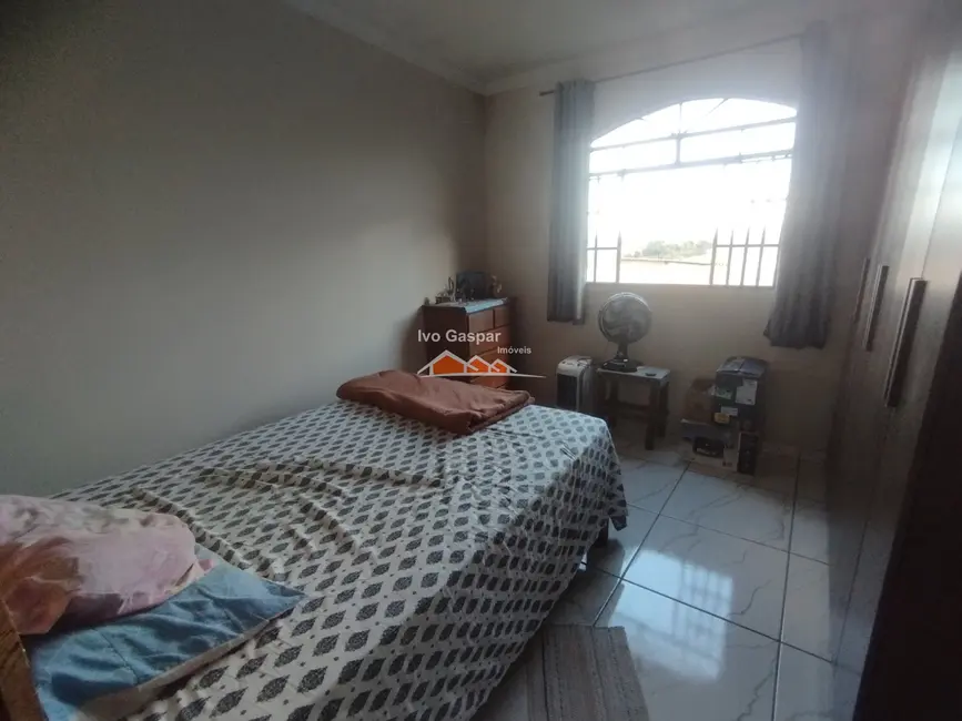 Casa com 2 quartos à venda, 76m2 em Esmeraldas - MG - imagem 3 Foto 3 de Casa com 2 quartos à venda, 76m2 em Esmeraldas - MG