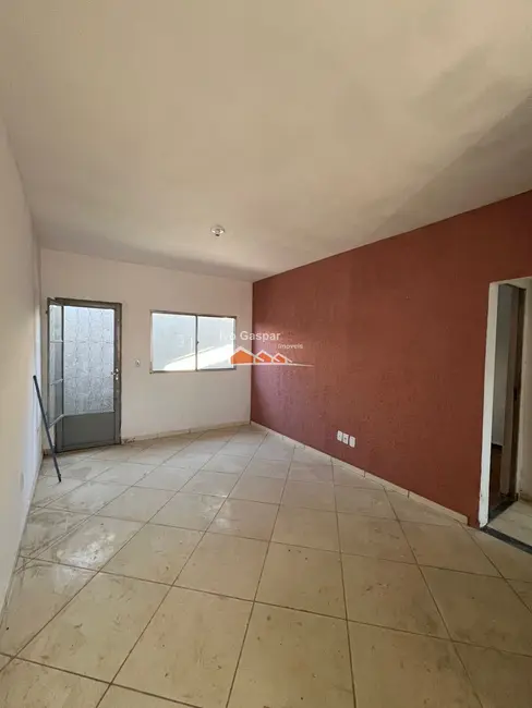 Foto 1 de Casa com 2 quartos à venda, 80m2 em Esmeraldas - MG