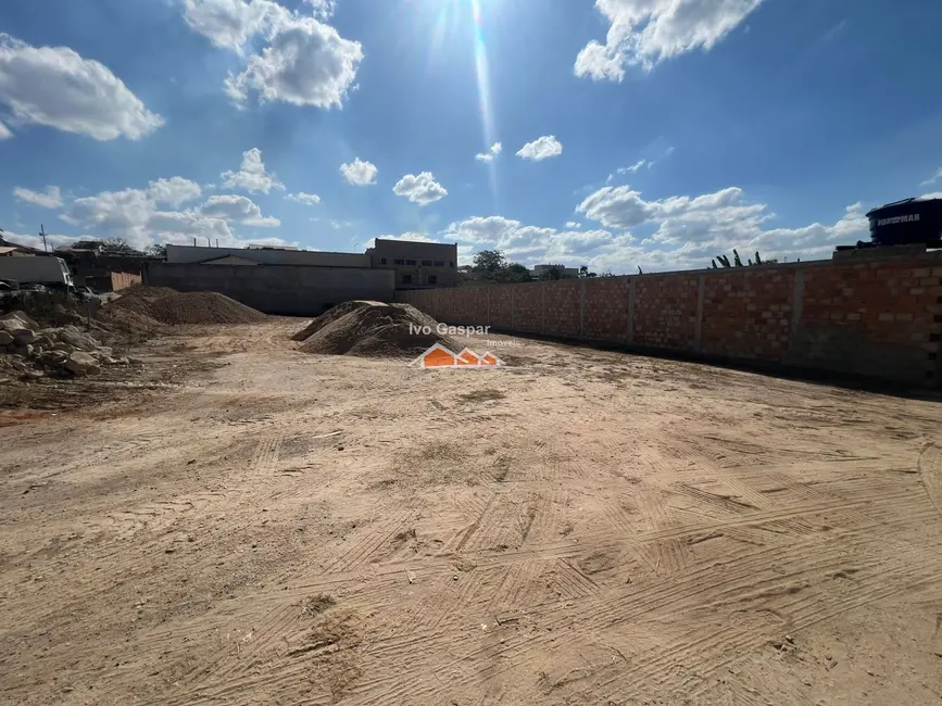 Foto 3 de Terreno / Lote à venda, 440m2 em Esmeraldas - MG