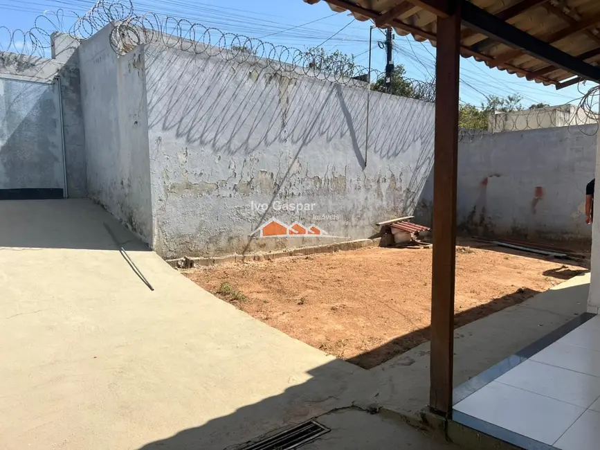 Casa com 2 quartos à venda, 200m2 em Esmeraldas - MG - imagem 2 Foto 2 de Casa com 2 quartos à venda, 200m2 em Esmeraldas - MG