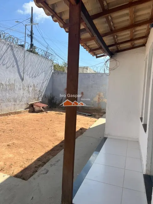 Casa com 2 quartos à venda, 200m2 em Esmeraldas - MG - imagem 3 Foto 3 de Casa com 2 quartos à venda, 200m2 em Esmeraldas - MG