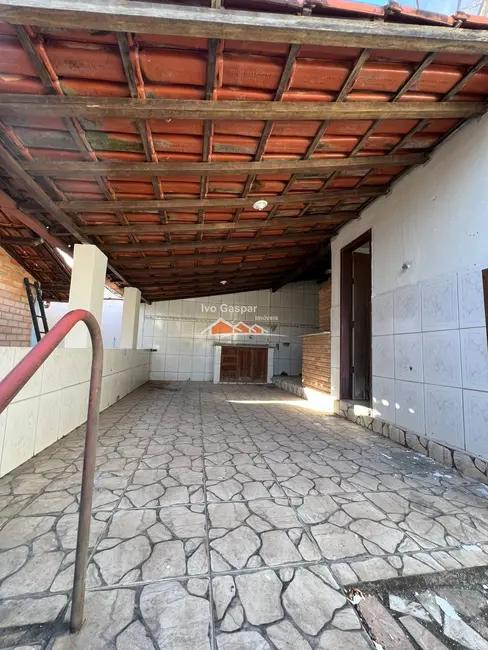 Casa com 4 quartos à venda, 450m2 em Centro, Esmeraldas - MG - imagem 6 Foto 6 de Casa com 4 quartos à venda, 450m2 em Centro, Esmeraldas - MG