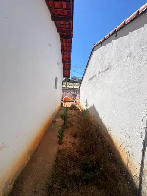Casa com 2 quartos à venda, 220m2 em Esmeraldas - MG - imagem 4 Foto 4 de Casa com 2 quartos à venda, 220m2 em Esmeraldas - MG
