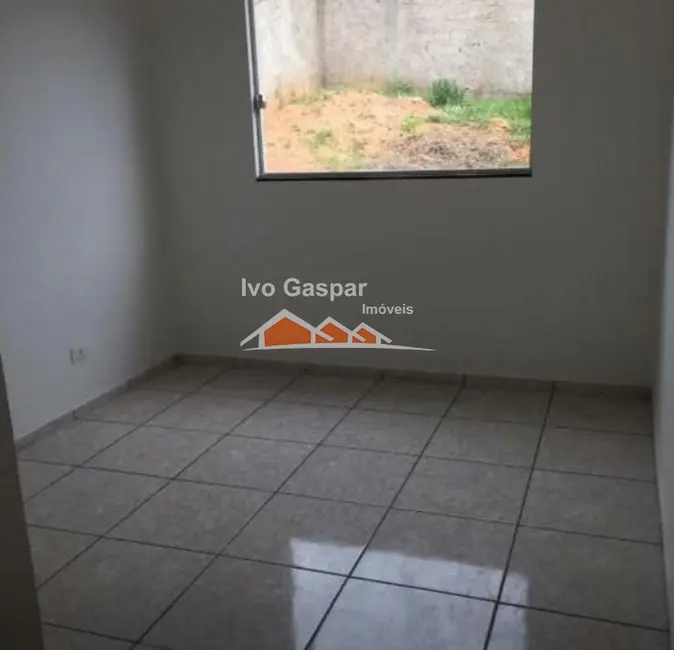 Foto 5 de Casa com 2 quartos à venda, 180m2 em Esmeraldas - MG