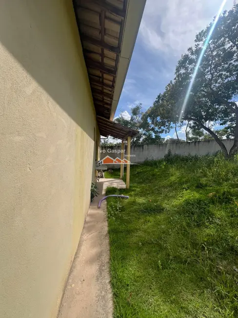 Foto 2 de Casa com 3 quartos à venda, 1000m2 em Esmeraldas - MG