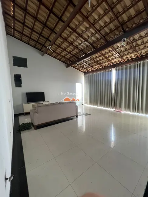 Foto 5 de Casa com 2 quartos à venda, 450m2 em Esmeraldas - MG