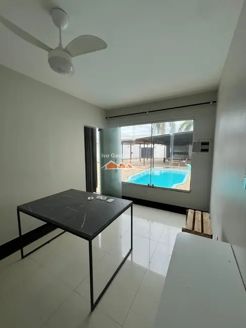 Foto 4 de Casa com 2 quartos à venda, 450m2 em Esmeraldas - MG