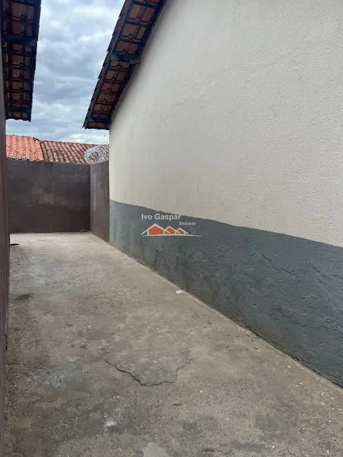 Foto 4 de Casa com 2 quartos à venda, 180m2 em Esmeraldas - MG