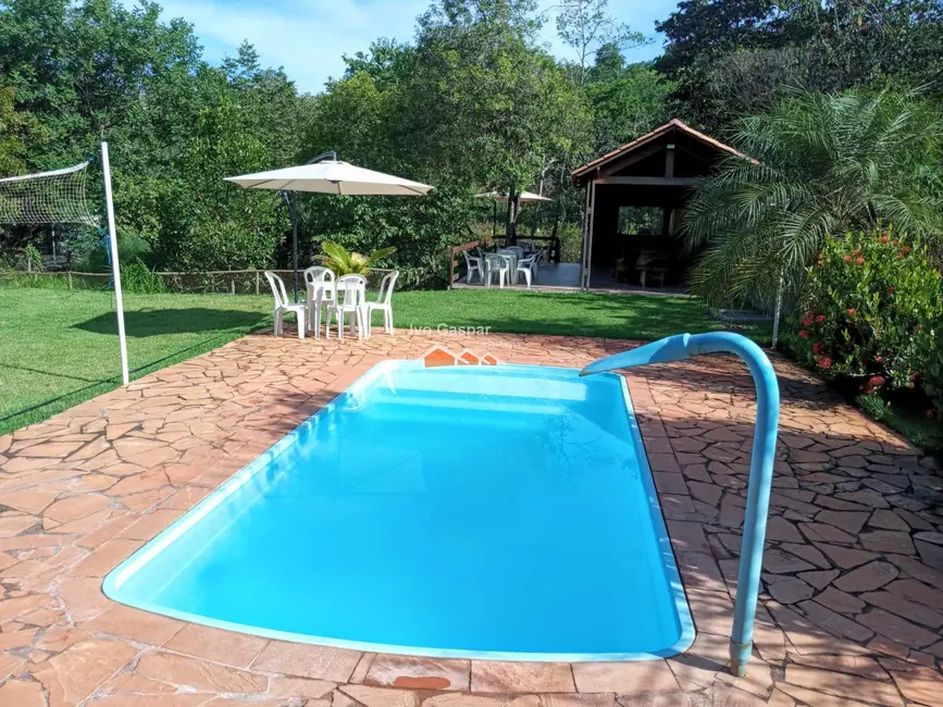 Foto 2 de Casa com 3 quartos à venda, 2000m2 em Esmeraldas - MG