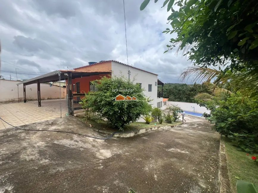 Foto 2 de Casa com 4 quartos à venda, 1000m2 em Esmeraldas - MG