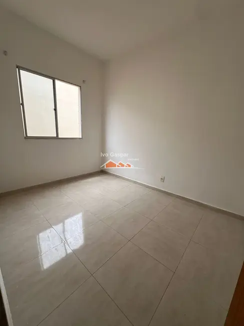 Foto 6 de Casa com 2 quartos à venda, 220m2 em Esmeraldas - MG