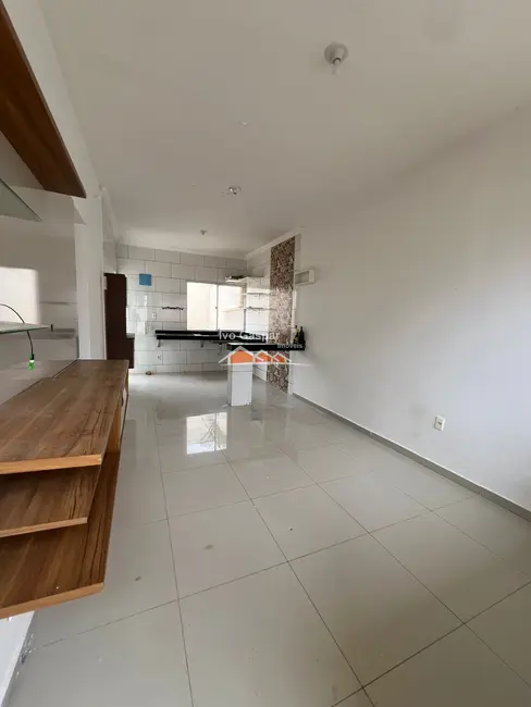 Foto 5 de Casa com 2 quartos à venda, 220m2 em Esmeraldas - MG