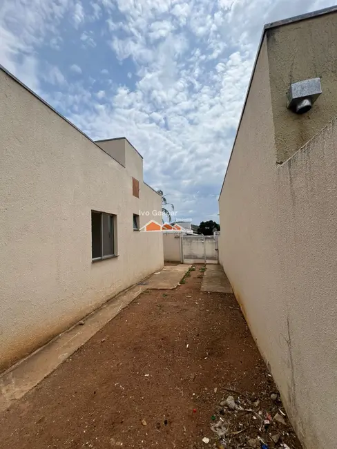 Foto 9 de Casa com 2 quartos à venda, 220m2 em Esmeraldas - MG