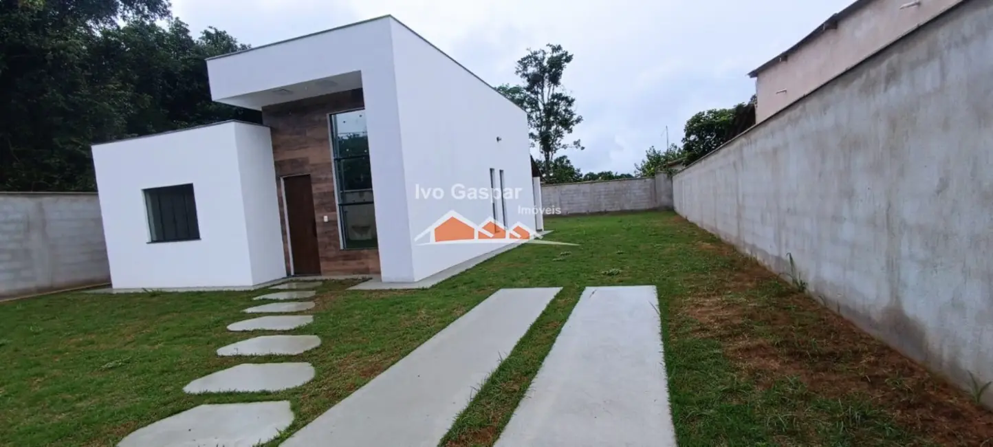 Foto 2 de Casa com 3 quartos à venda, 80m2 em Esmeraldas - MG