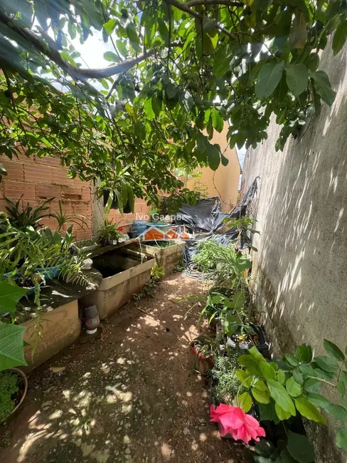Foto 9 de Casa com 3 quartos à venda, 400m2 em Esmeraldas - MG