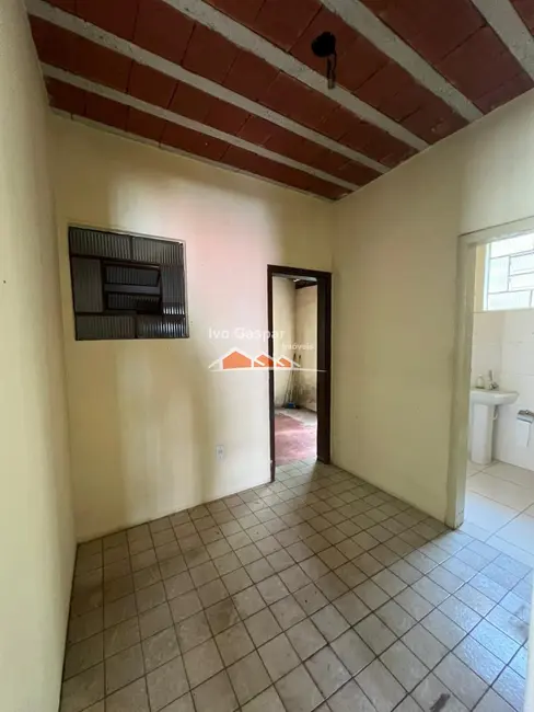 Foto 5 de Casa com 3 quartos à venda, 100m2 em Centro, Esmeraldas - MG