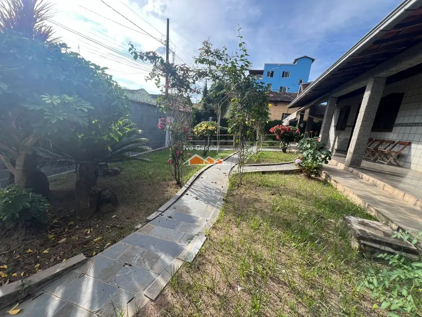 Foto 1 de Casa com 3 quartos à venda, 1100m2 em Centro, Esmeraldas - MG