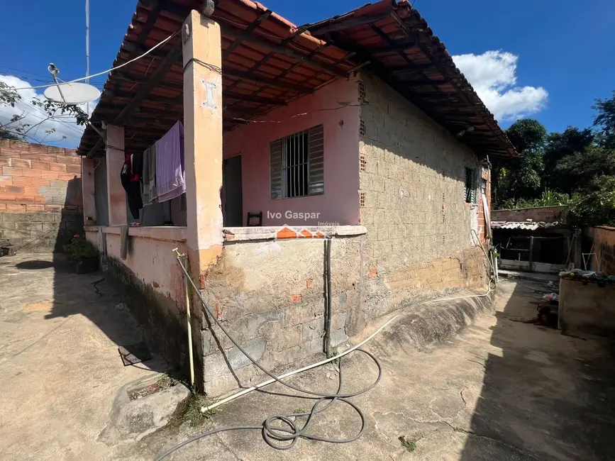 Casa com 2 quartos à venda, 80m2 em Esmeraldas - MG - imagem 3 Foto 3 de Casa com 2 quartos à venda, 80m2 em Esmeraldas - MG