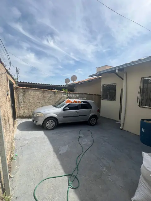 Foto 4 de Casa com 2 quartos à venda, 80m2 em Esmeraldas - MG