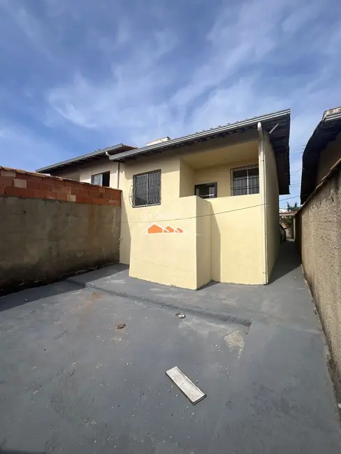 Foto 1 de Casa com 2 quartos à venda, 80m2 em Esmeraldas - MG