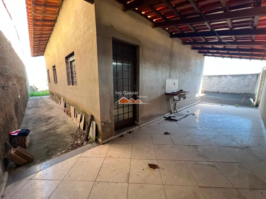 Casa com 3 quartos à venda, 450m2 em Esmeraldas - MG - imagem 4 Foto 4 de Casa com 3 quartos à venda, 450m2 em Esmeraldas - MG
