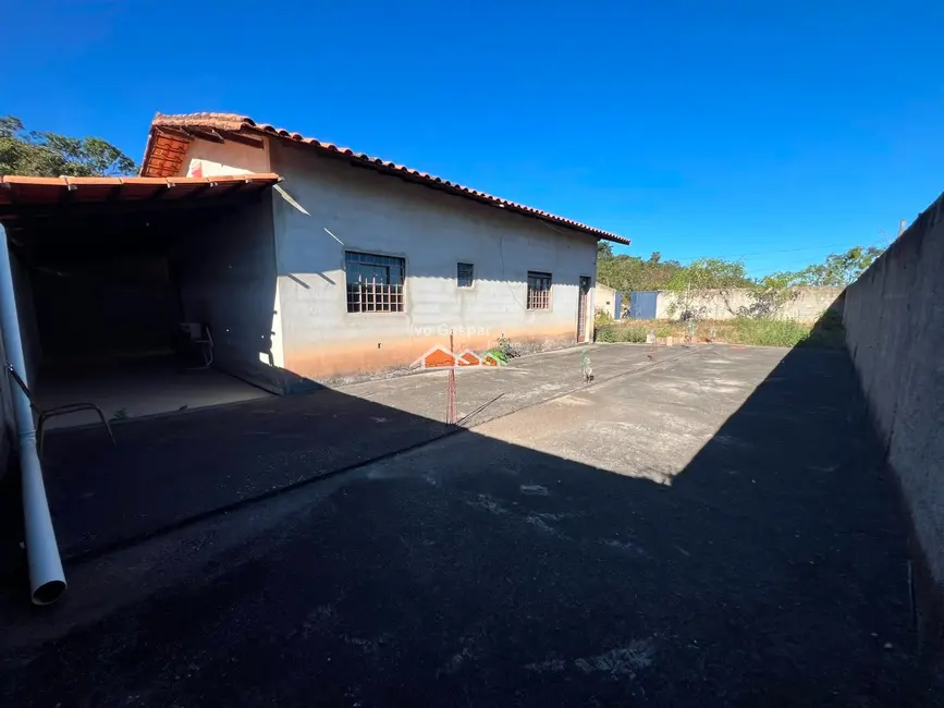 Casa com 3 quartos à venda, 450m2 em Esmeraldas - MG - imagem 1 Foto 1 de Casa com 3 quartos à venda, 450m2 em Esmeraldas - MG