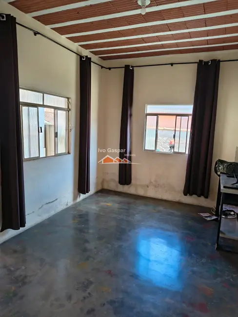Foto 7 de Casa com 3 quartos à venda, 240m2 em Centro, Esmeraldas - MG