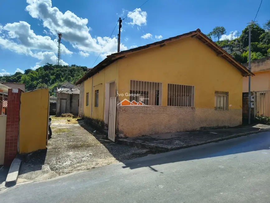 Foto 3 de Casa com 3 quartos à venda, 240m2 em Centro, Esmeraldas - MG