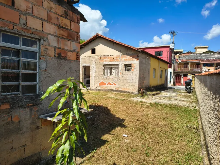 Foto 5 de Casa com 3 quartos à venda, 240m2 em Centro, Esmeraldas - MG